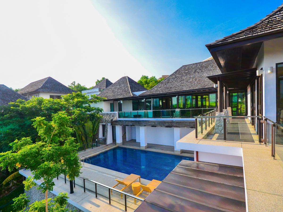 Phumundra Resort Phuket ภายนอก รูปภาพ