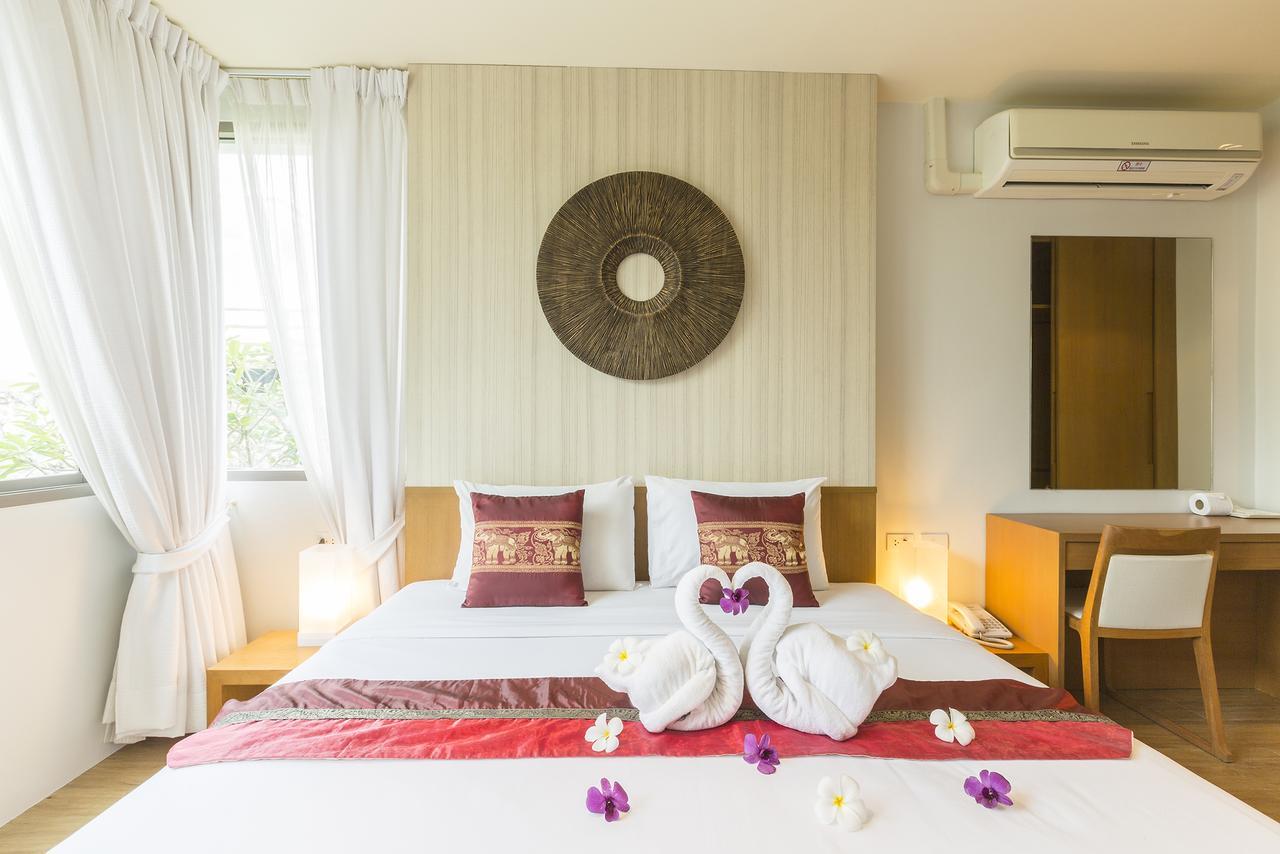 Phumundra Resort Phuket ภายนอก รูปภาพ