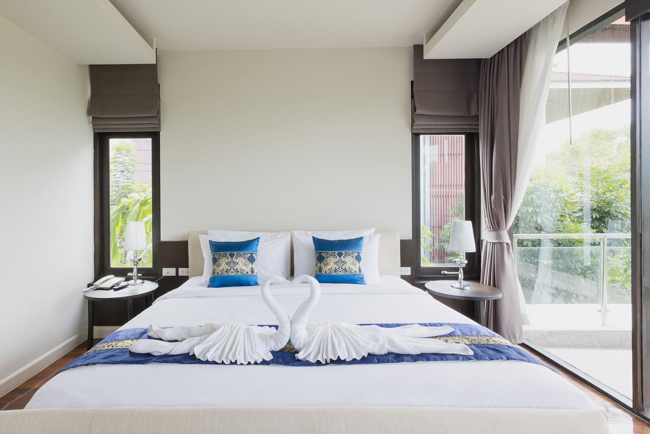 Phumundra Resort Phuket ภายนอก รูปภาพ